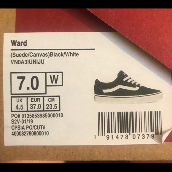 Vans - Picture 7 of 7